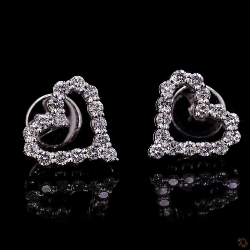 Hana Heart Studs