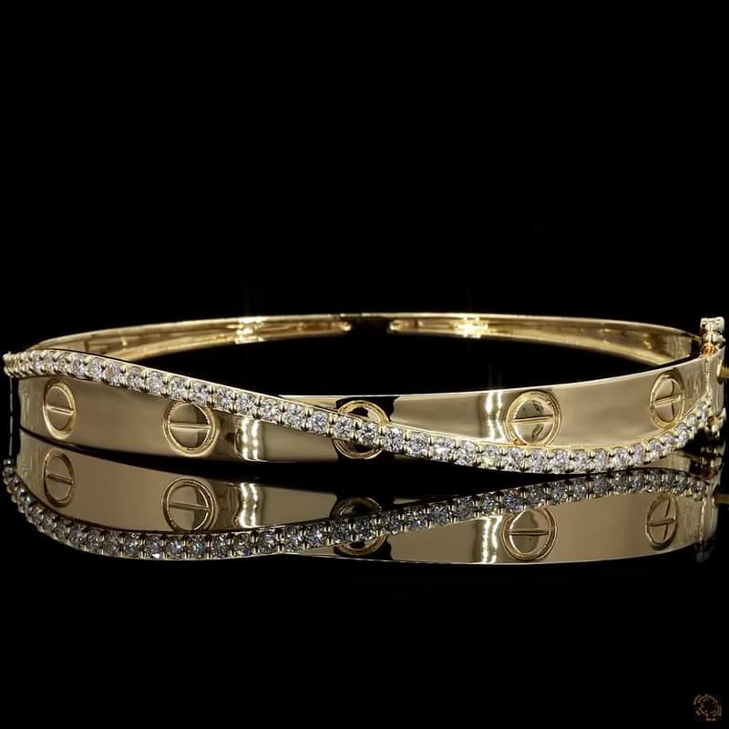 Crossover Screw Motif Bangle
