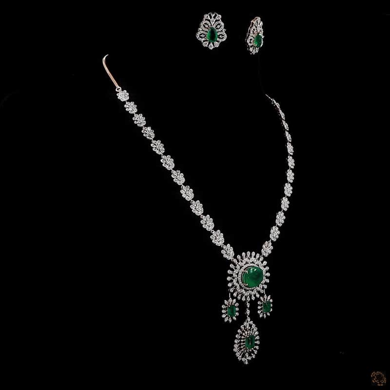 Emerald Sunburst Chandelier Necklace Set