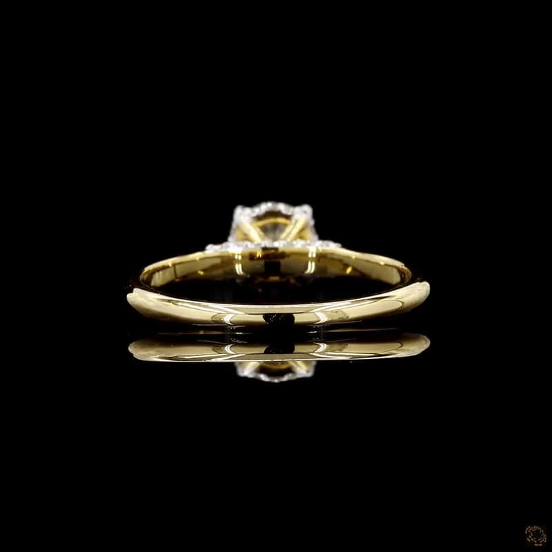 Pavé Shoulder Solitaire Ring