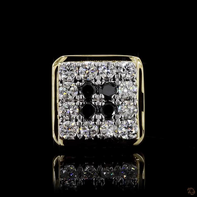 Kaiven Noir Grid Studs
